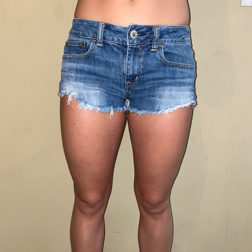 AMERICAN EAGLE OUTFITTERS jeans shorts
